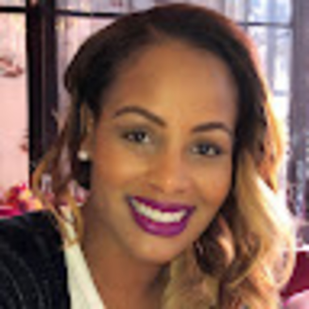 Meet your Posher, Yolanda